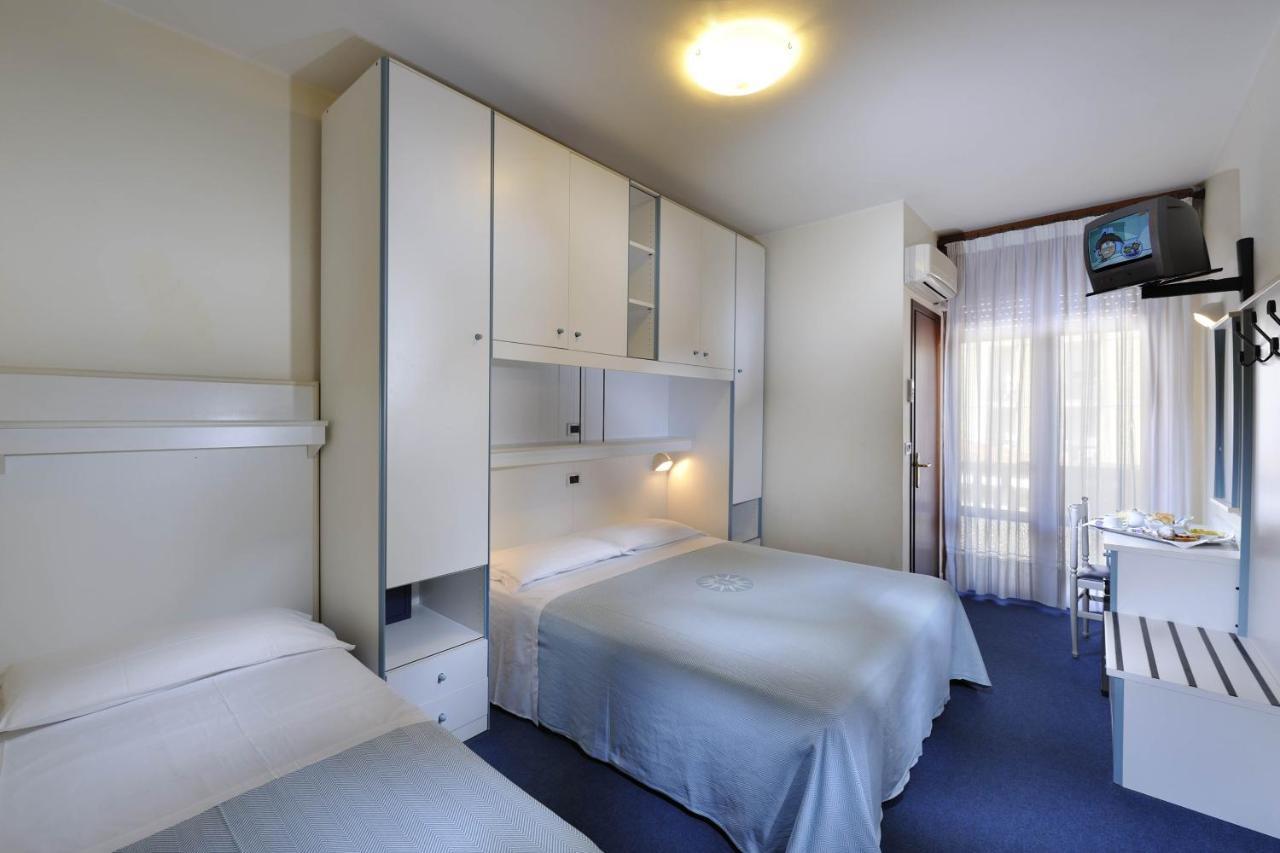 Hotel Danieli Μπιμπιόνε Δωμάτιο φωτογραφία